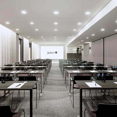 Radisson Blu Royal Hotel, Hotel 4*