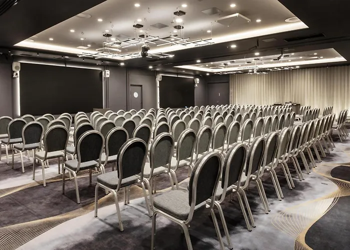 Radisson Blu Royal Hotel, Szálloda
