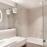 Radisson Blu Royal Hotel, Hotel