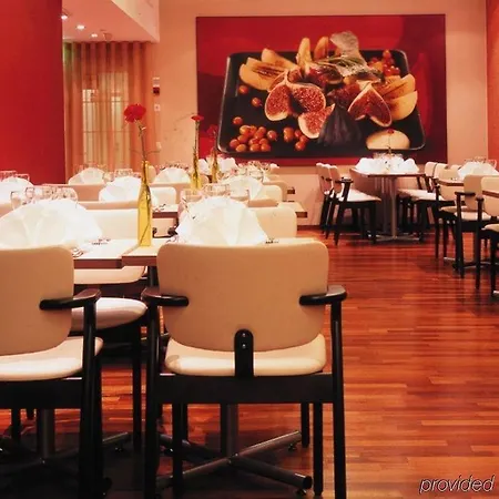 Radisson Blu Royal Hotel, Отель 4*