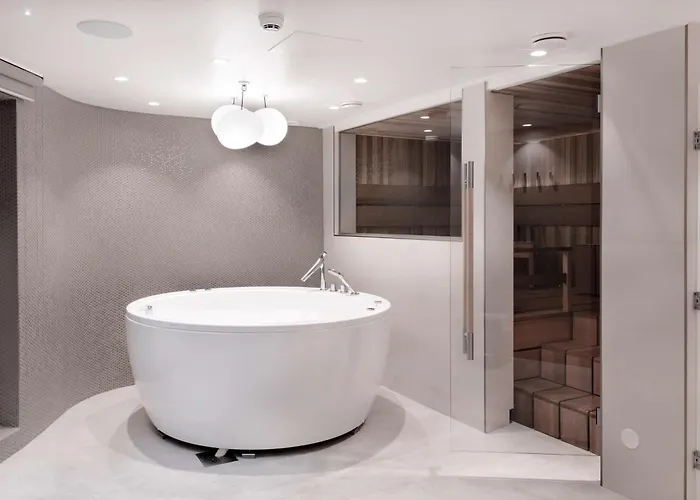 Radisson Blu Royal Hotel, 4* Helsinki
