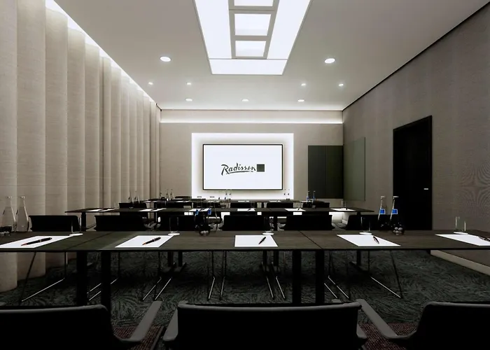 Radisson Blu Royal Hotel, Hotel 4*