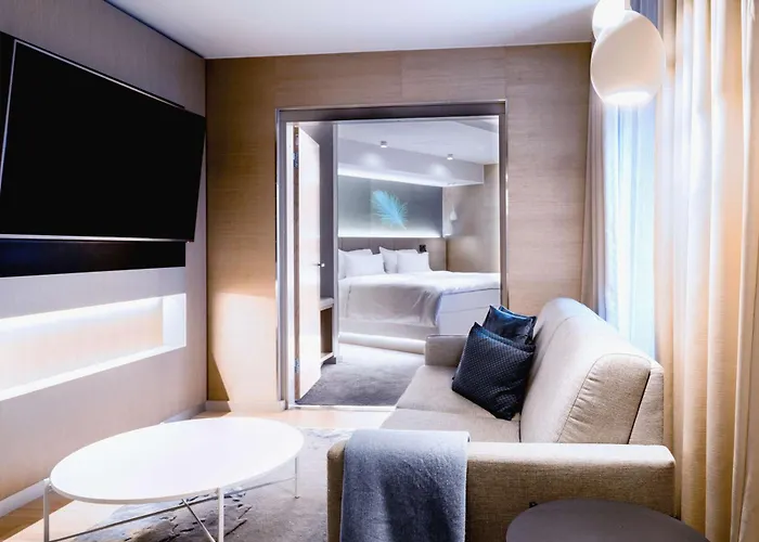 Отель Radisson Blu Royal Hotel, 4*