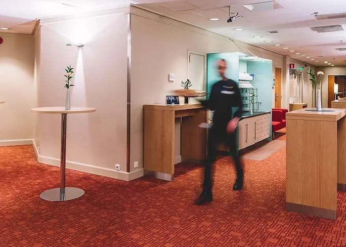 Отель Radisson Blu Royal Hotel,