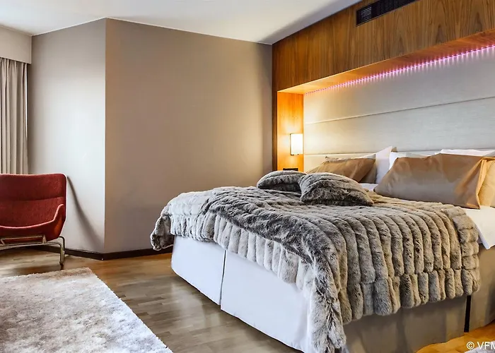 Отель Radisson Blu Royal Hotel,